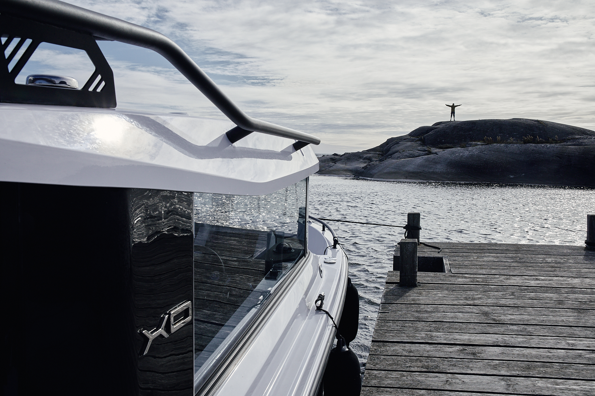 XO_Boats_EXPLR_Exterior_9-09